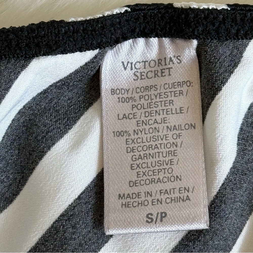34B/S RARE Vs Victoria Secret Black & White Striped VERY SEXY multi-way push up - Picture 15 of 15